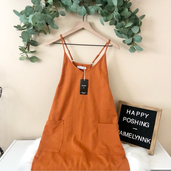 ✨SALE✨NWT Loose Fit Jumpsuit - Picture 3 of 5